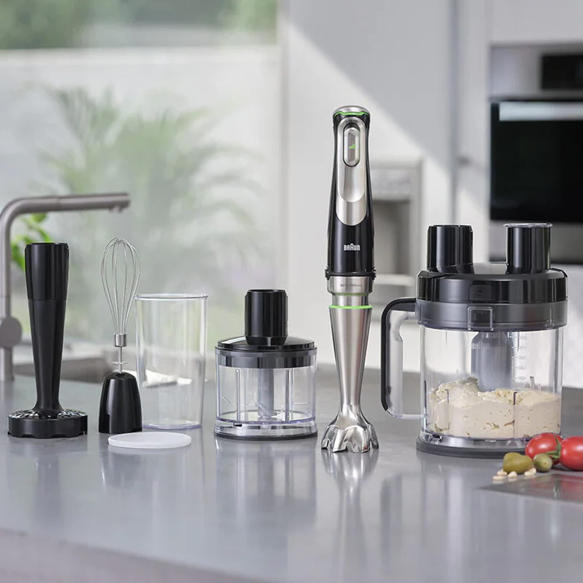 Braun MultiQuick 9 Hand Blender Set, 1200 Watt, motor, shred & slice, puree mash, whisk, chopping, french fry. Active blade technology MQ 9185XL. Braun MultiQuick 9 Hand Blender Set, 1200 Watt, motor, shred & slice, puree mash, whisk, chopping, french fry. Active blade technology MQ 9185XL.